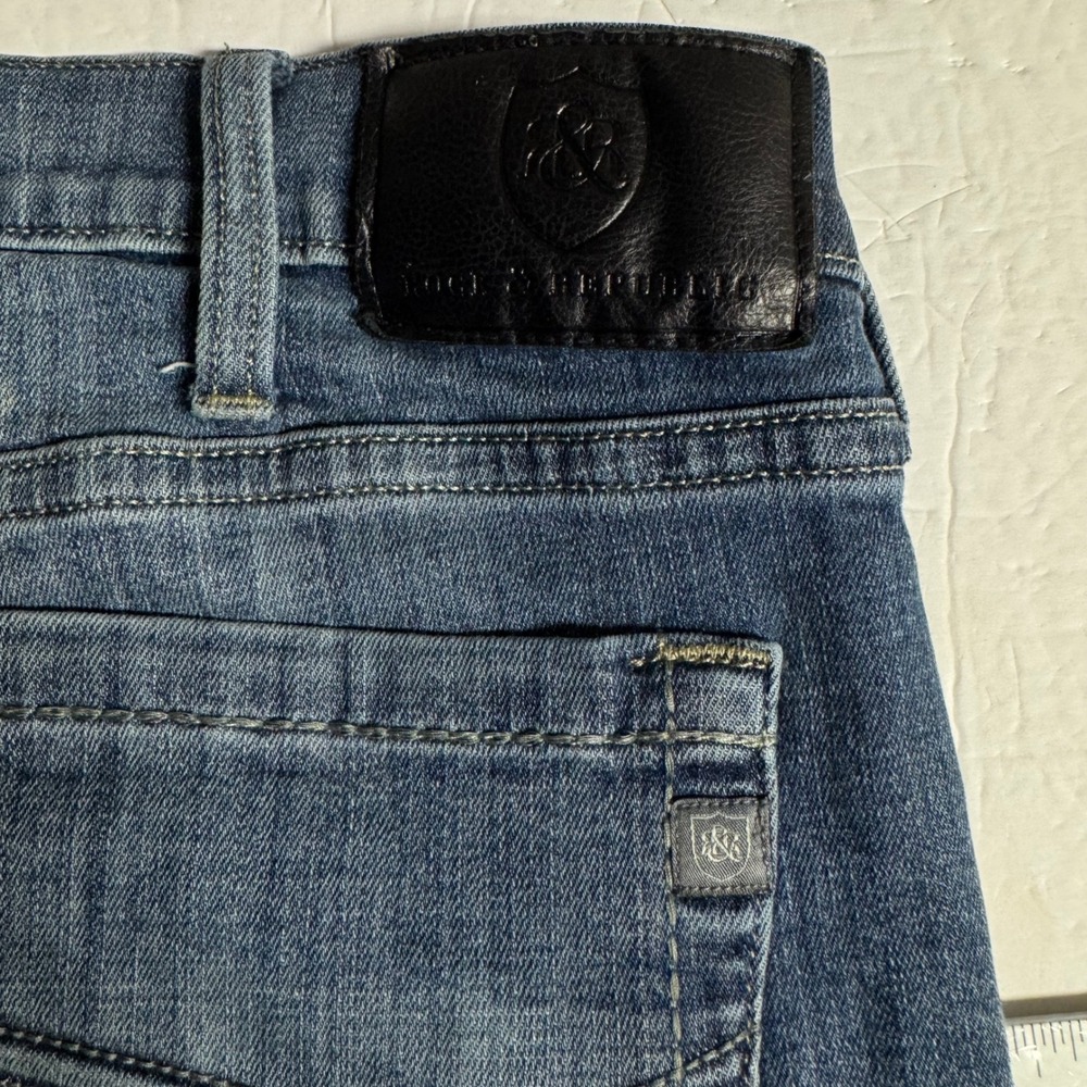 Rock & Republic Mens Straight Leg Blue Denim Jeans 38x32